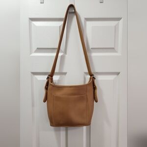 Vintage Coach Classic Medium Slim Duffle Bag